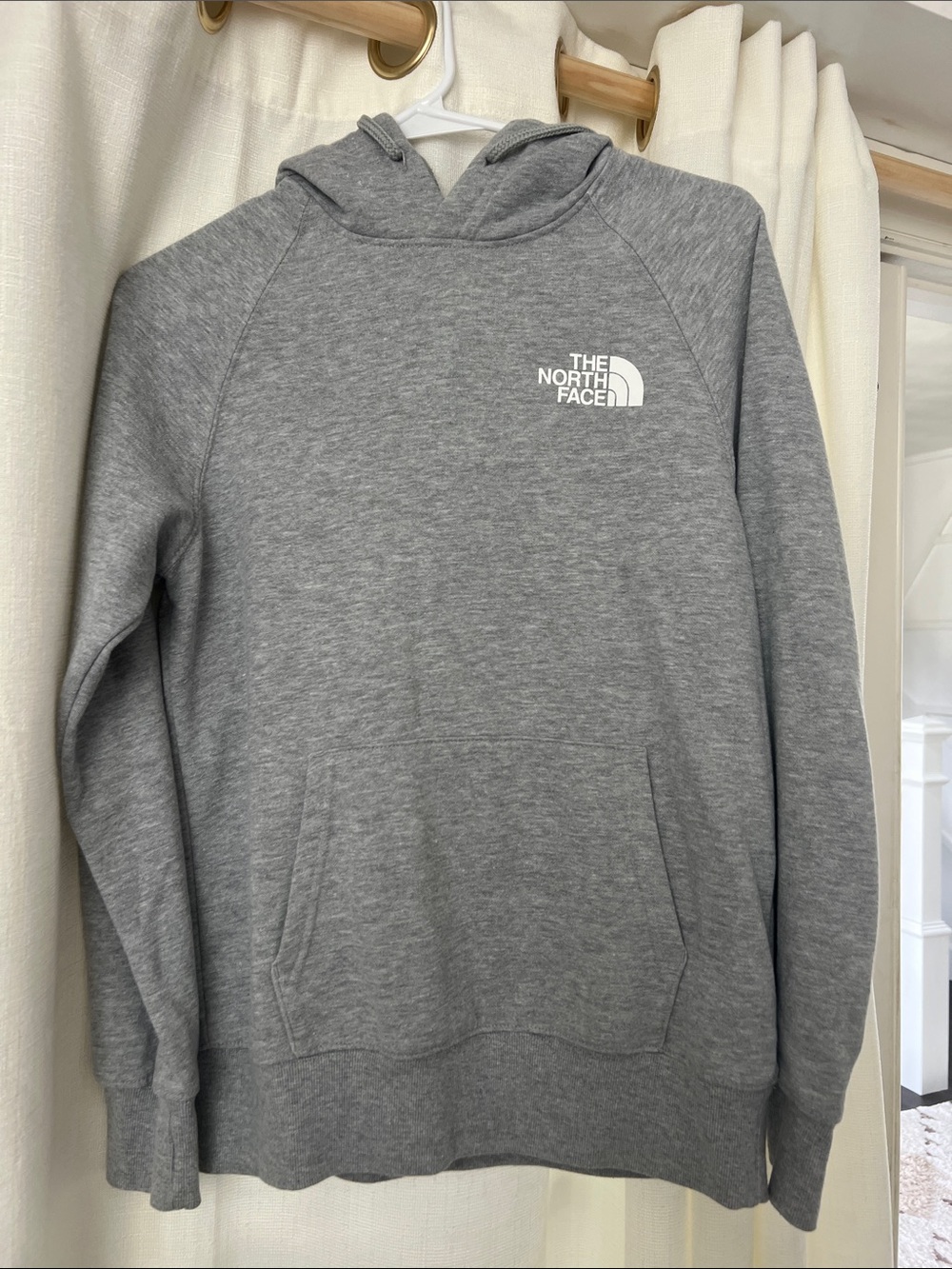 The North Face Men's Heather Gray Pullover Hoodie